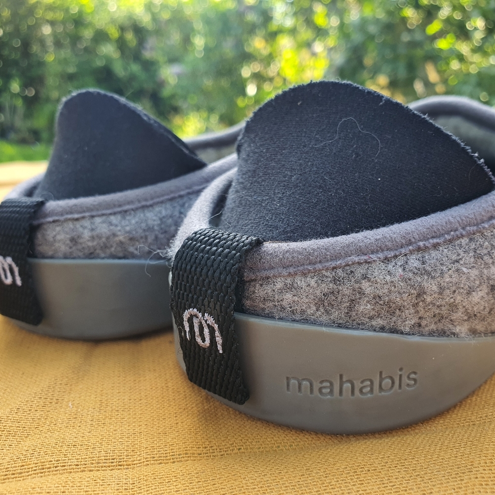 Mahabis Classic 36 EU or 6 US women's